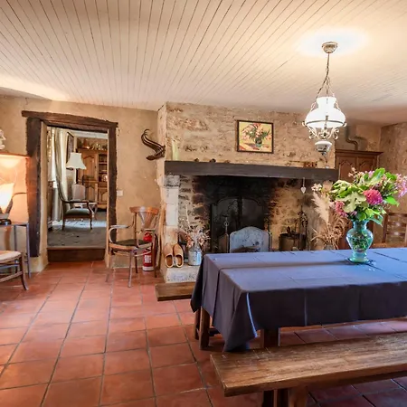 Maison Micouleaud Сasa de vacaciones *