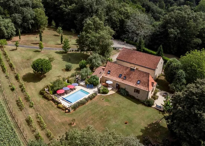 Maison Micouleaud * Besse